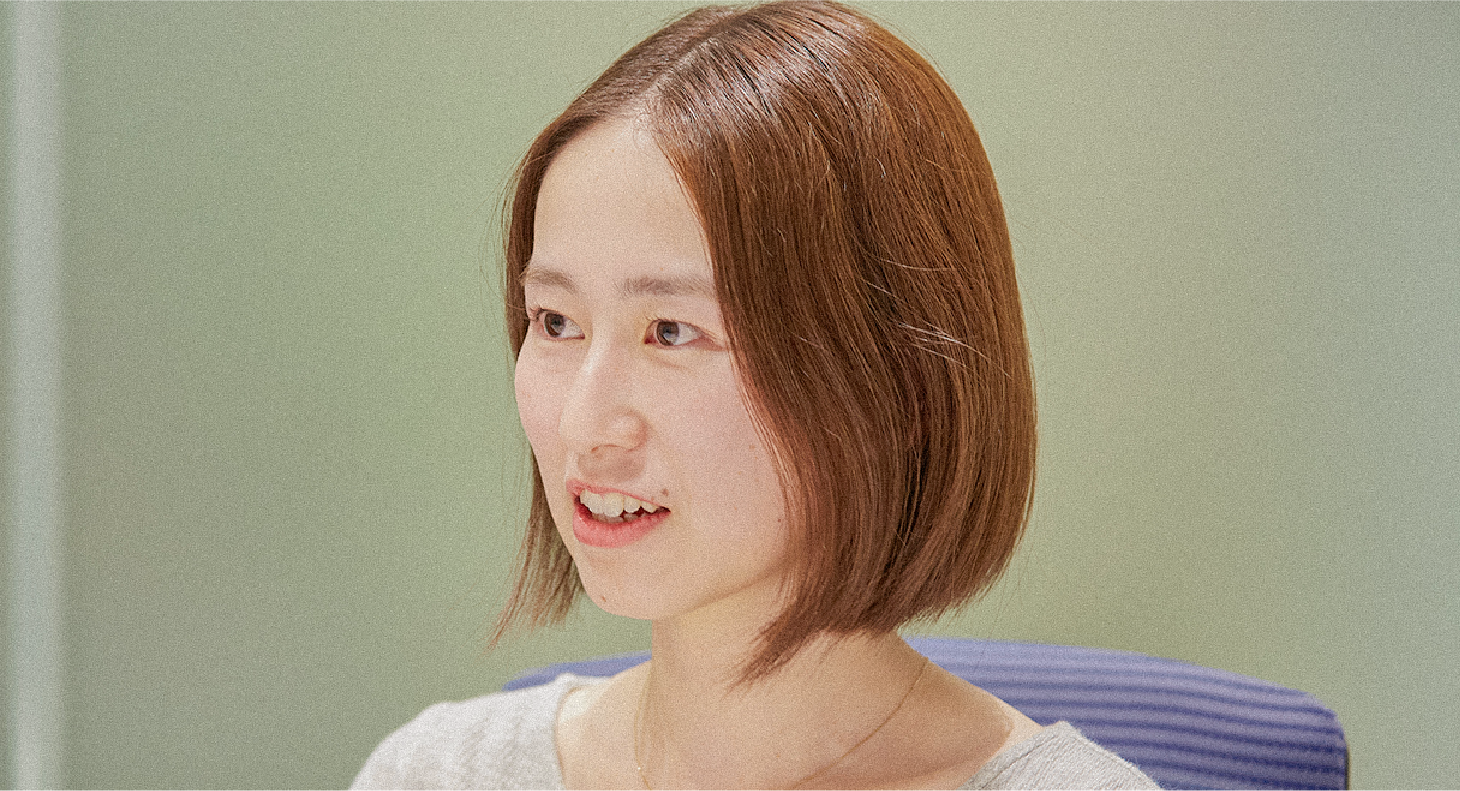 座談会中 T.T 社員画像